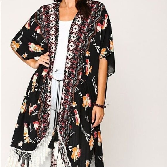 New GiGio Dreams Come True Kimono black and bright floral pattern with fringe sw - Picture 1 of 13